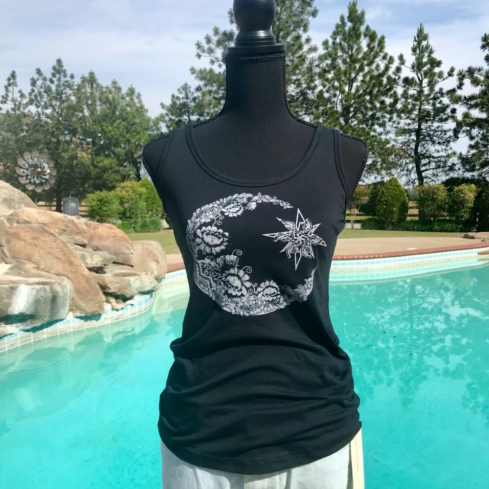 Moon & Flowers Tank🌙🌹